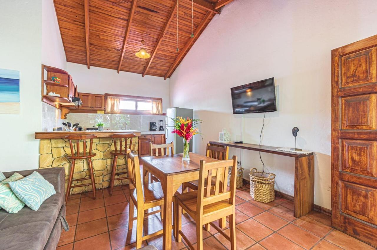 Ola Bonita Beachfront Apart Hotel Playa Hermosa  Exterior foto